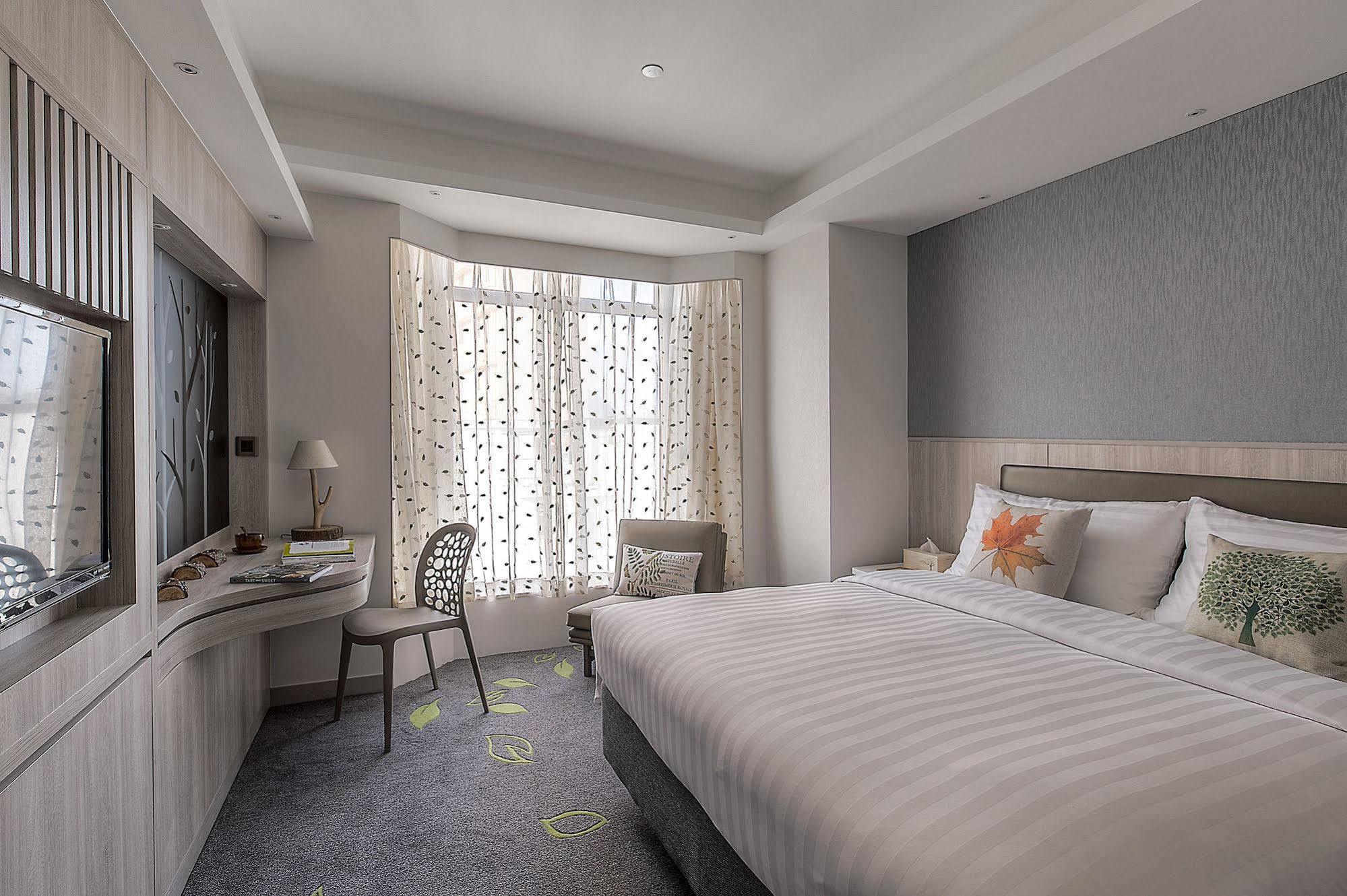 Stanford Hillview Hotel Hong Kong Exterior photo